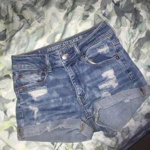 Super Cute and Stretchy American Eagle shorts